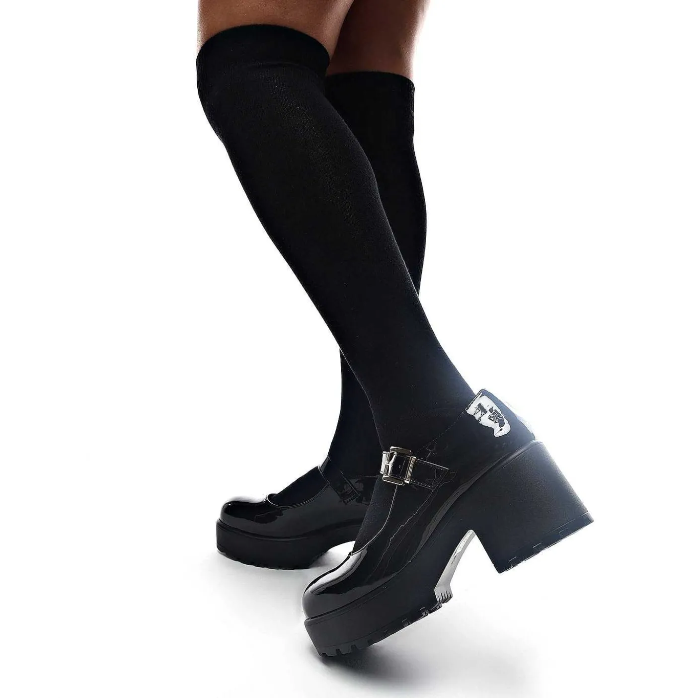 czarne_buty_mary_jane_na_grubej_platformie_3-2.webp Damskie KOI footwear Mary Janes Na Obcasie^Czarne Buty Mary Jane Na Grubej Platformie