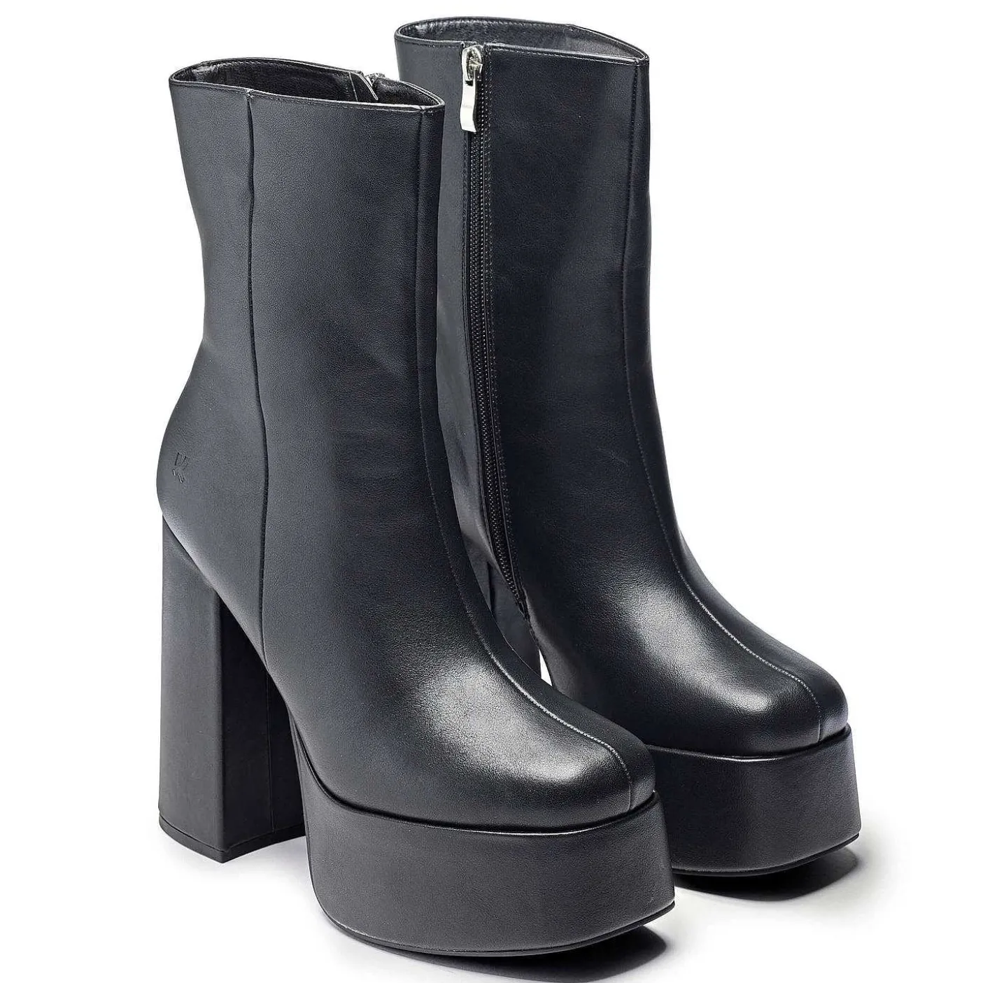 czarne_buty_na_obcasie_lexus_na_platformie_3-1.webp Damskie KOI footwear Buty Na Obcasie^Czarne Buty Na Obcasie Lexus Na Platformie