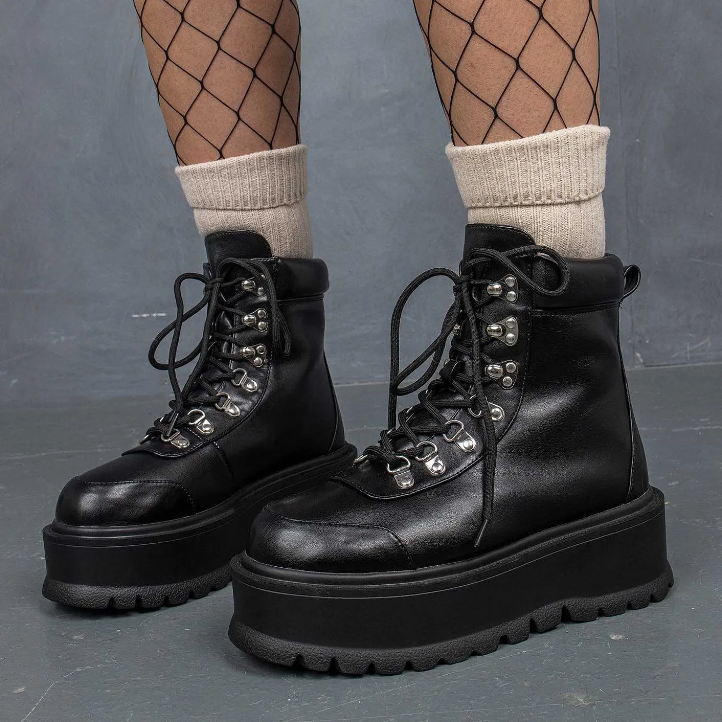 czarne_buty_na_platformie_hydra_all_matrix_8.webp Damskie KOI footwear Grube Buty^Czarne Buty Na Platformie Hydra All Matrix