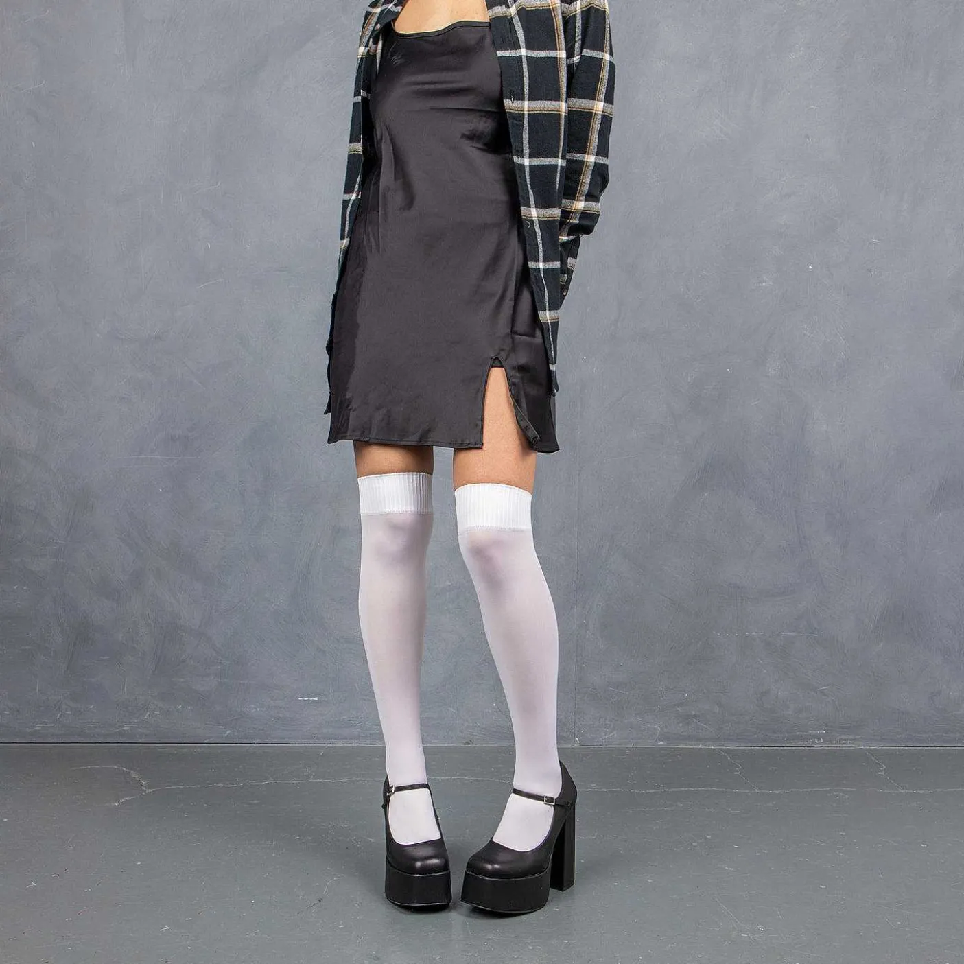 Damskie KOI footwear But Na Obcasie^Czarne Szpilki Na Platformie W Kolorze Ciemnego Kwiatu