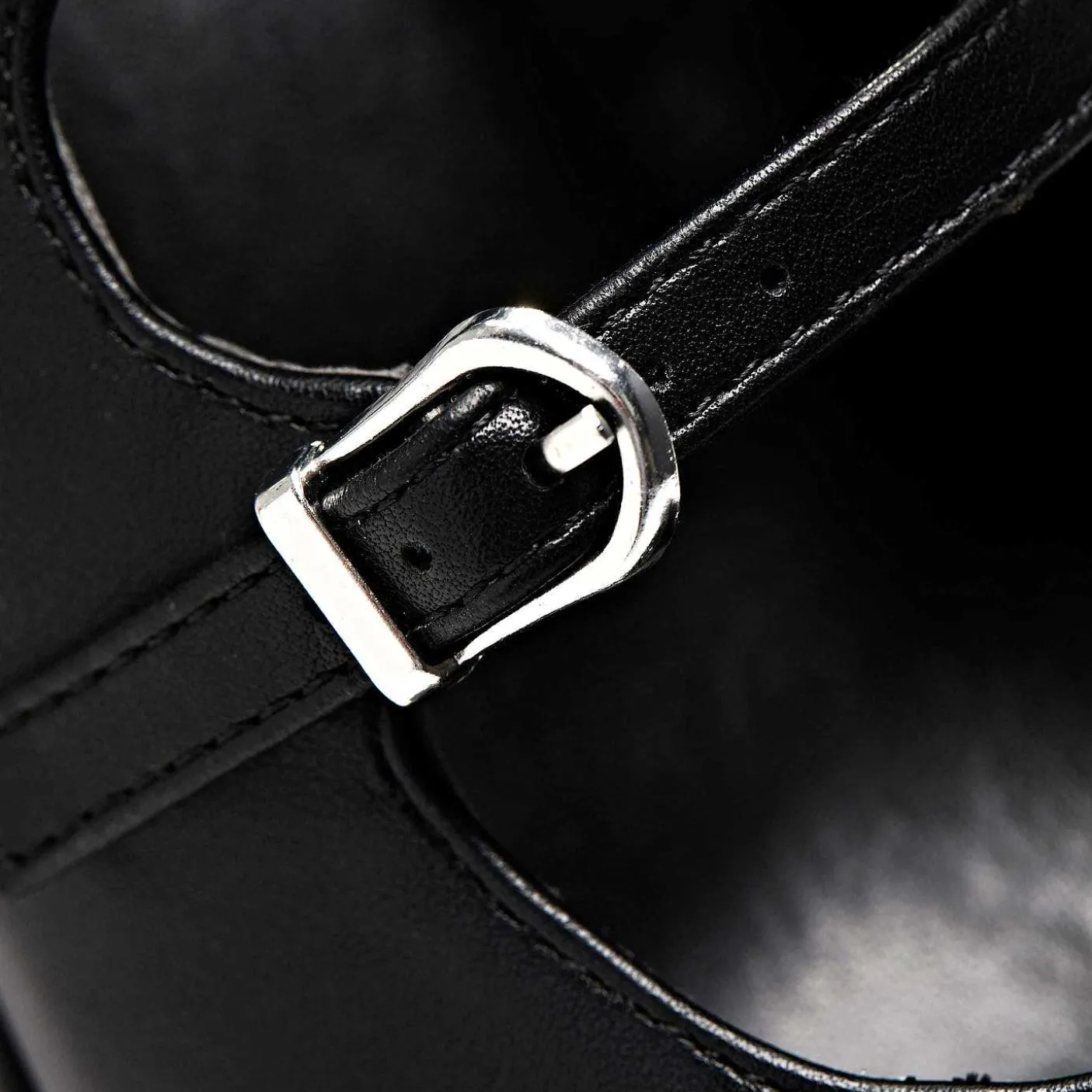 czarne_szpilki_na_platformie_zeba_3.webp Damskie KOI footwear Mary Janes Na Obcasie^Czarne Szpilki Na Platformie Zeba