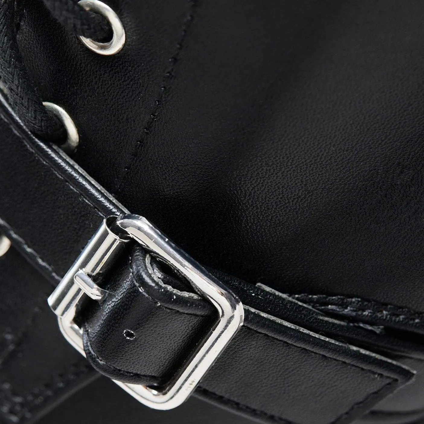 kowbojskie_buty_ze_szpicem_hawk__obuwie_koi_3.webp Damskie KOI footwear Buty Platformowe^Kowbojskie Buty Ze Szpicem Hawk | Obuwie Koi