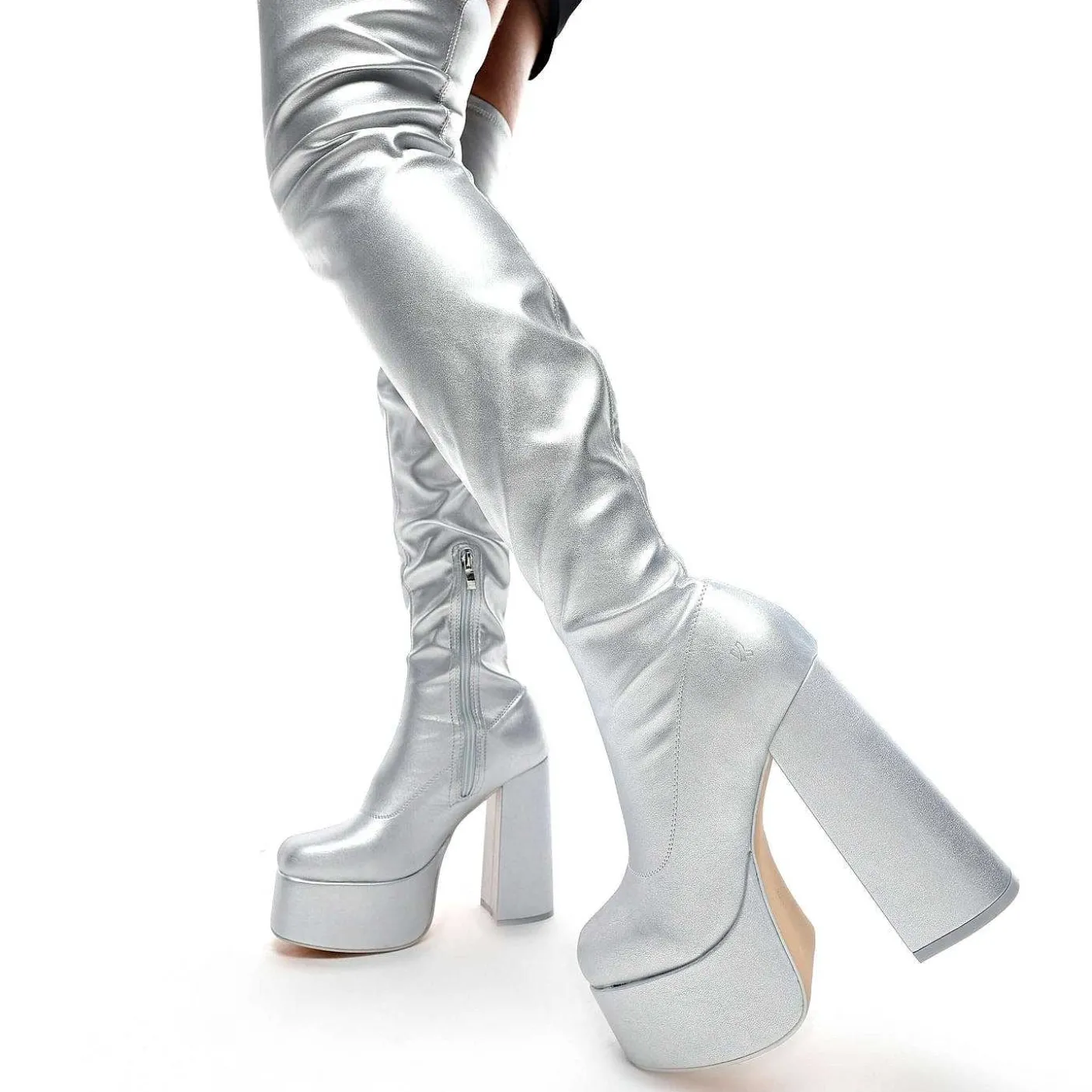 Damskie KOI footwear Buty Platformowe^Kozaki Za Kolano The Redemption Plus Size - Srebrne