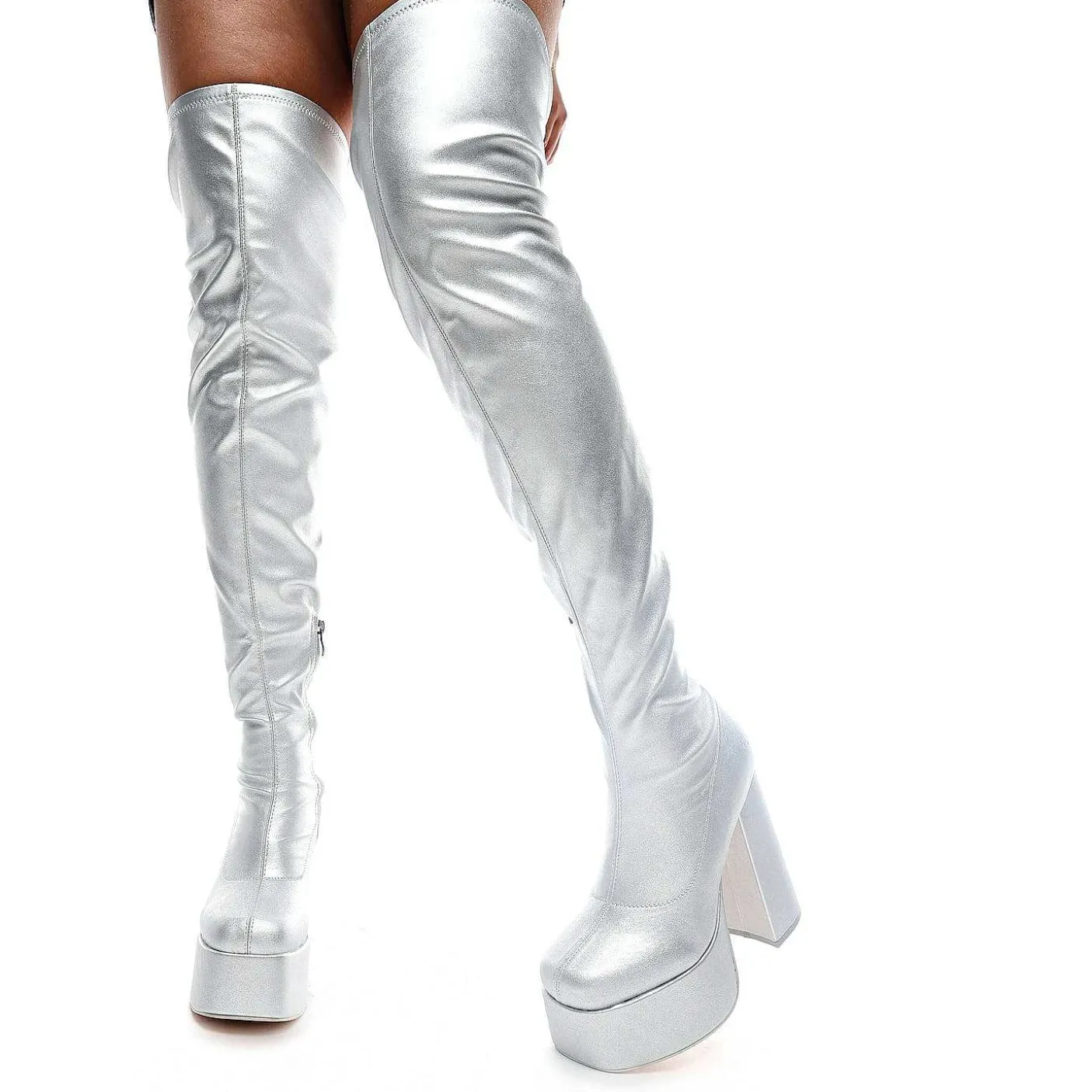 kozaki_za_kolano_the_redemption_plus_size__srebrne_8-1.webp Damskie KOI footwear Buty Platformowe^Kozaki Za Kolano The Redemption Plus Size - Srebrne