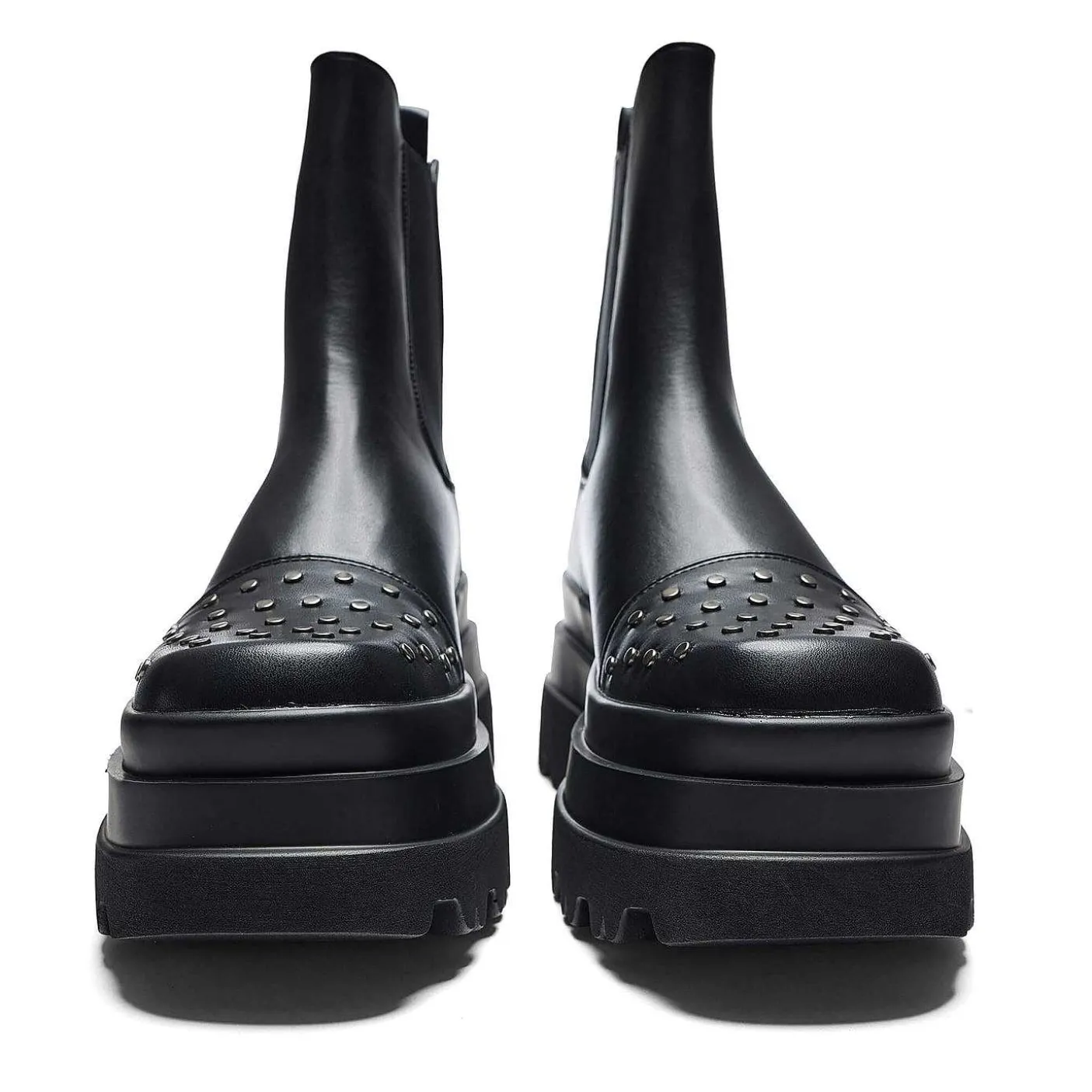 sztyblety_silence_studded_trident__czarne__obuwie_koi_2.webp Damskie KOI footwear Buty Platformowe^Sztyblety Silence Studded Trident - Czarne | Obuwie Koi