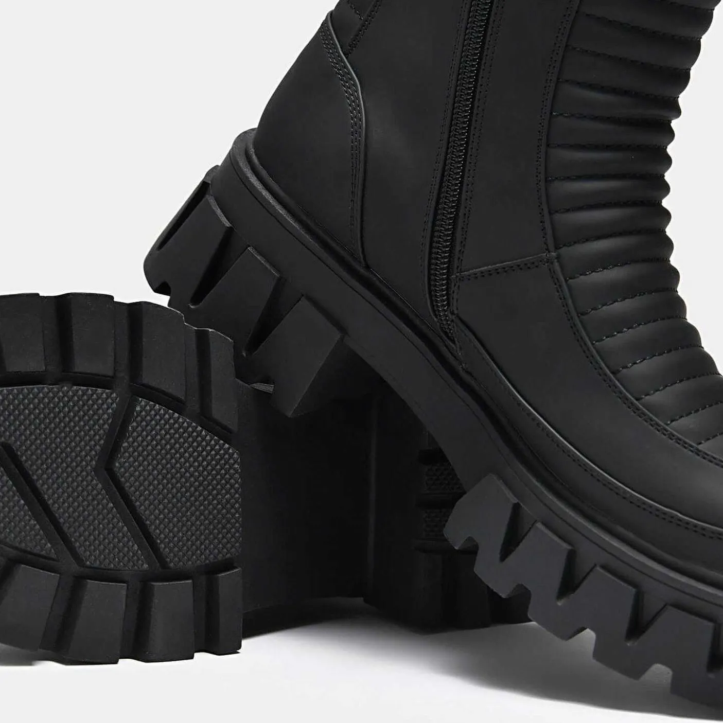 wyscielane_buty_croft_firmy_vader_2.webp Damskie KOI footwear Buty Do Kostki^Wyscielane Buty Croft Firmy Vader